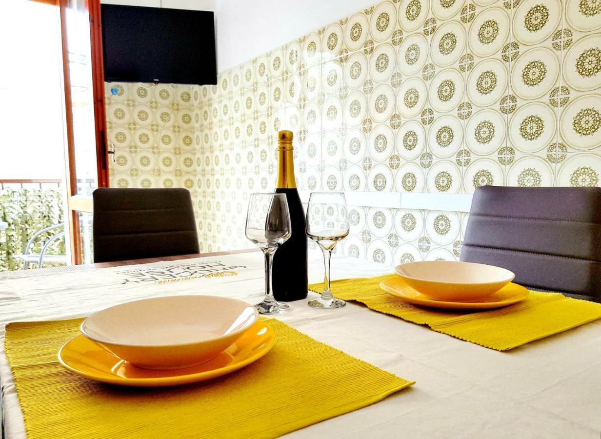 Family Apartment On The Beach Alghero Kültér fotó